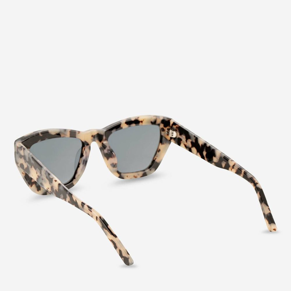 Mirage Sunglasses - White Tort White Tort Status Anxiety Women Sunglasses - Image 4