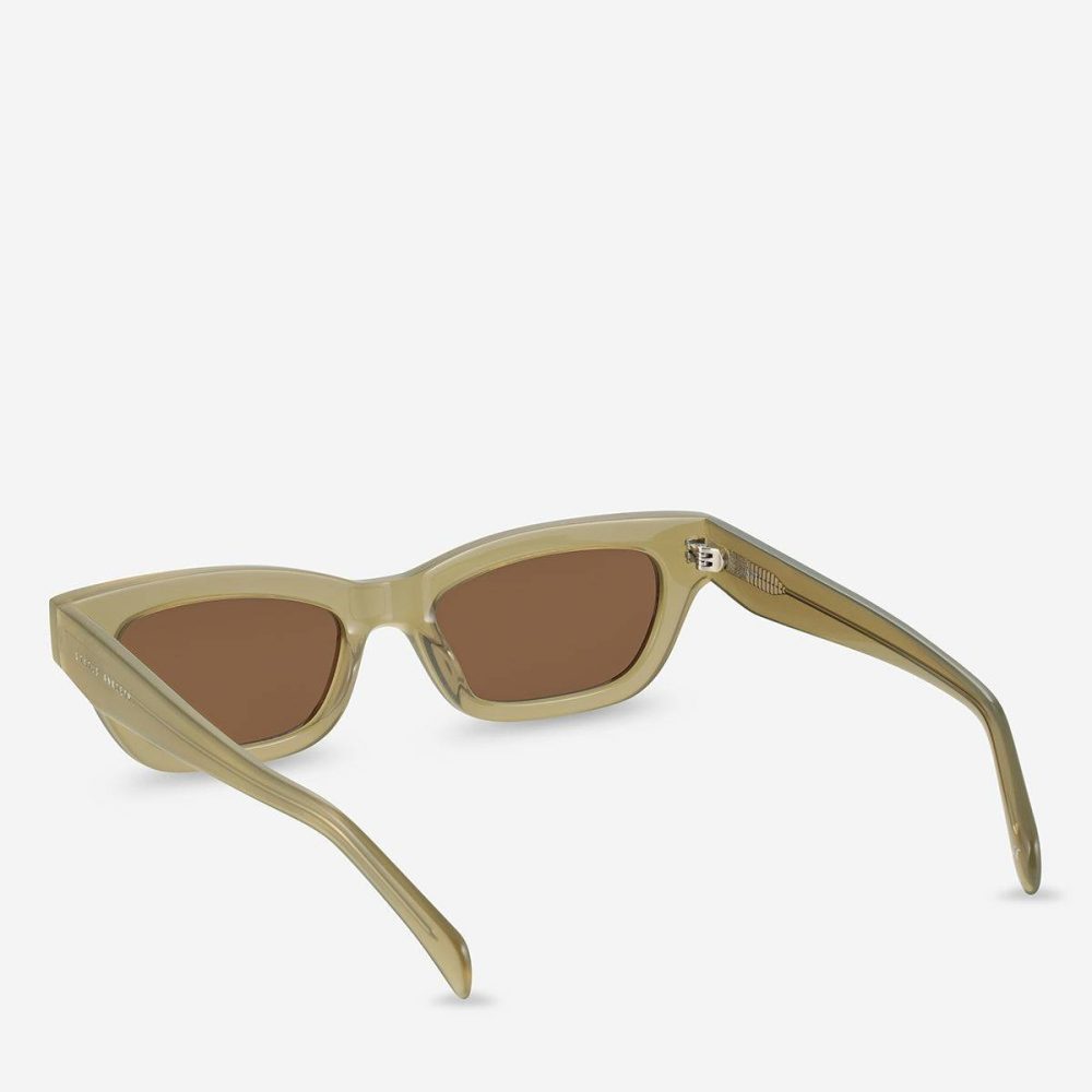 Status Anxiety Levity Sunglasses - Pear Women Pear Sunglasses - Image 3