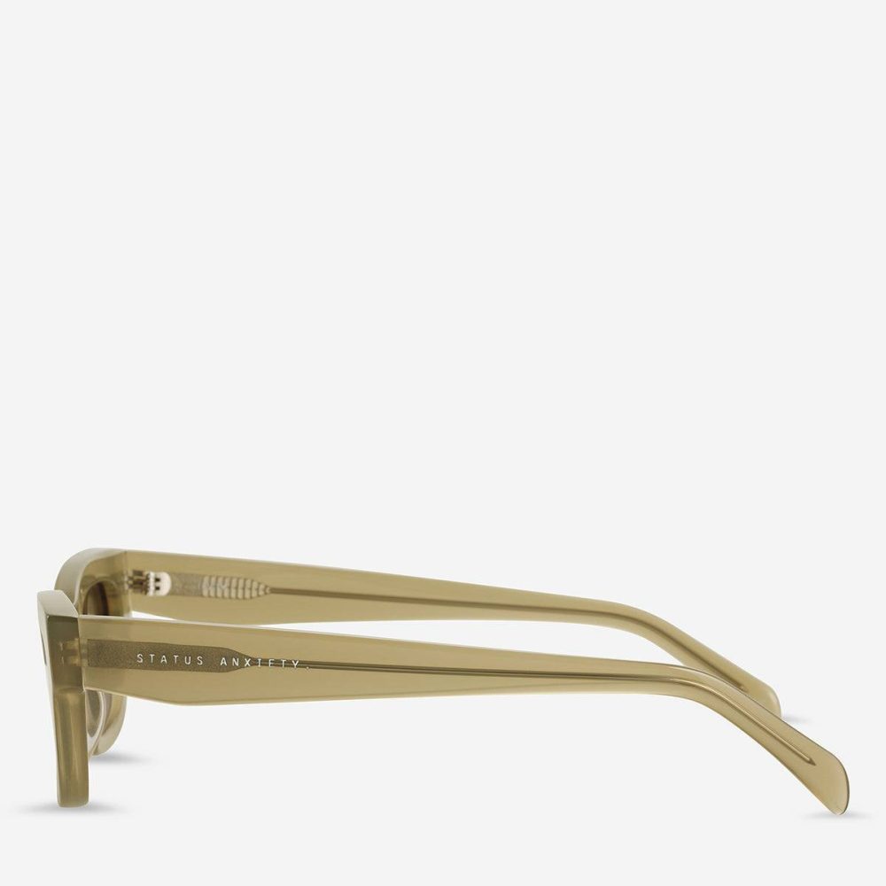 Status Anxiety Levity Sunglasses - Pear Women Pear Sunglasses - Image 4