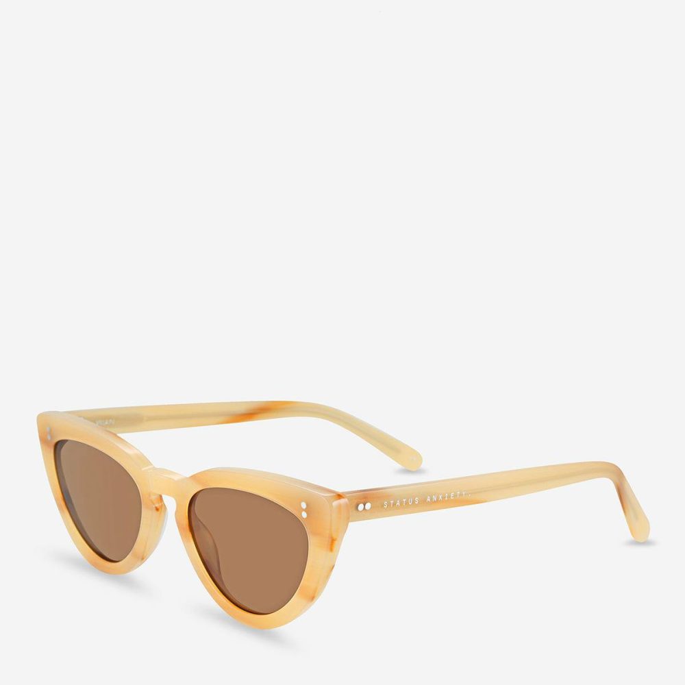 Status Anxiety Women Villain Sunglasses - Blonde Blonde Sunglasses - Image 2